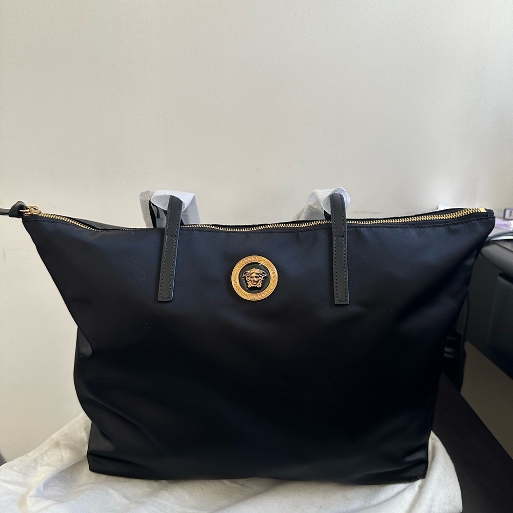 NWT Versace Nylon Tote Bag 🤩 COA
